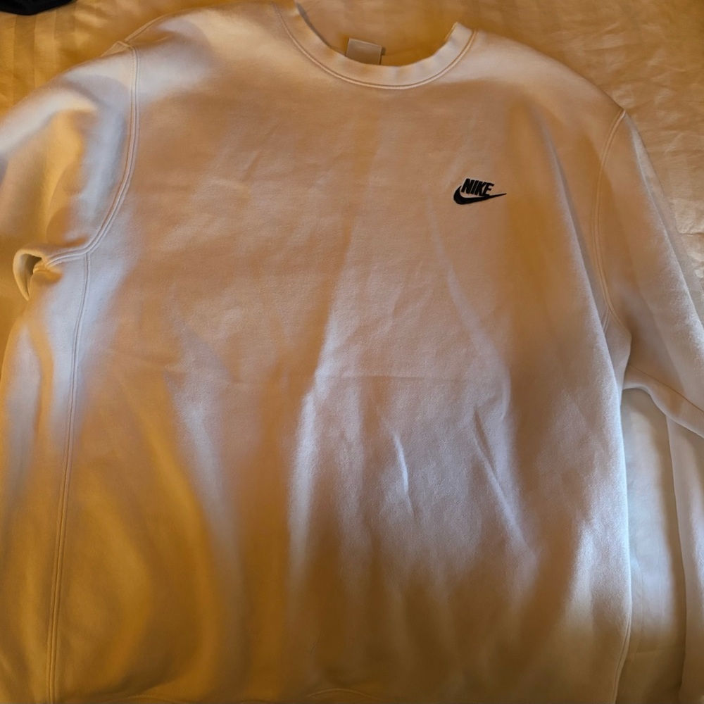 Nike Men's OR Women’s Classic White Crewneck Sweater
